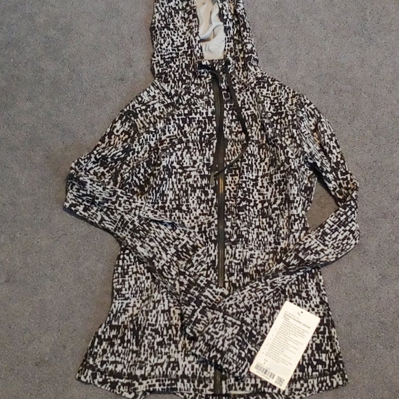 NWT Lululemon Hooded Define Jacket *Nulu - Picture 9 of 12